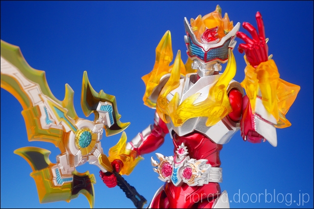 レビュー】「鎧甲勇士拿瓦」 拿瓦(LAVA) 进化版 : ノラタの棚