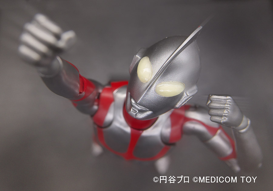 飛ぶ ウルトラマン ポーズ ウルトラマン50周年記念 飛行ポーズシリーズ