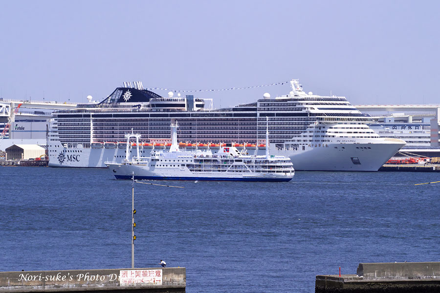 横浜港シンボルタワーから見た Mscスプレンディダ 18 5 15 Nori Sukeの写真散歩