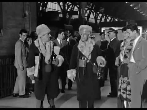 TOTO こと、Antonio de Curtisって？ | ナポリのテラスから… TOTO トト