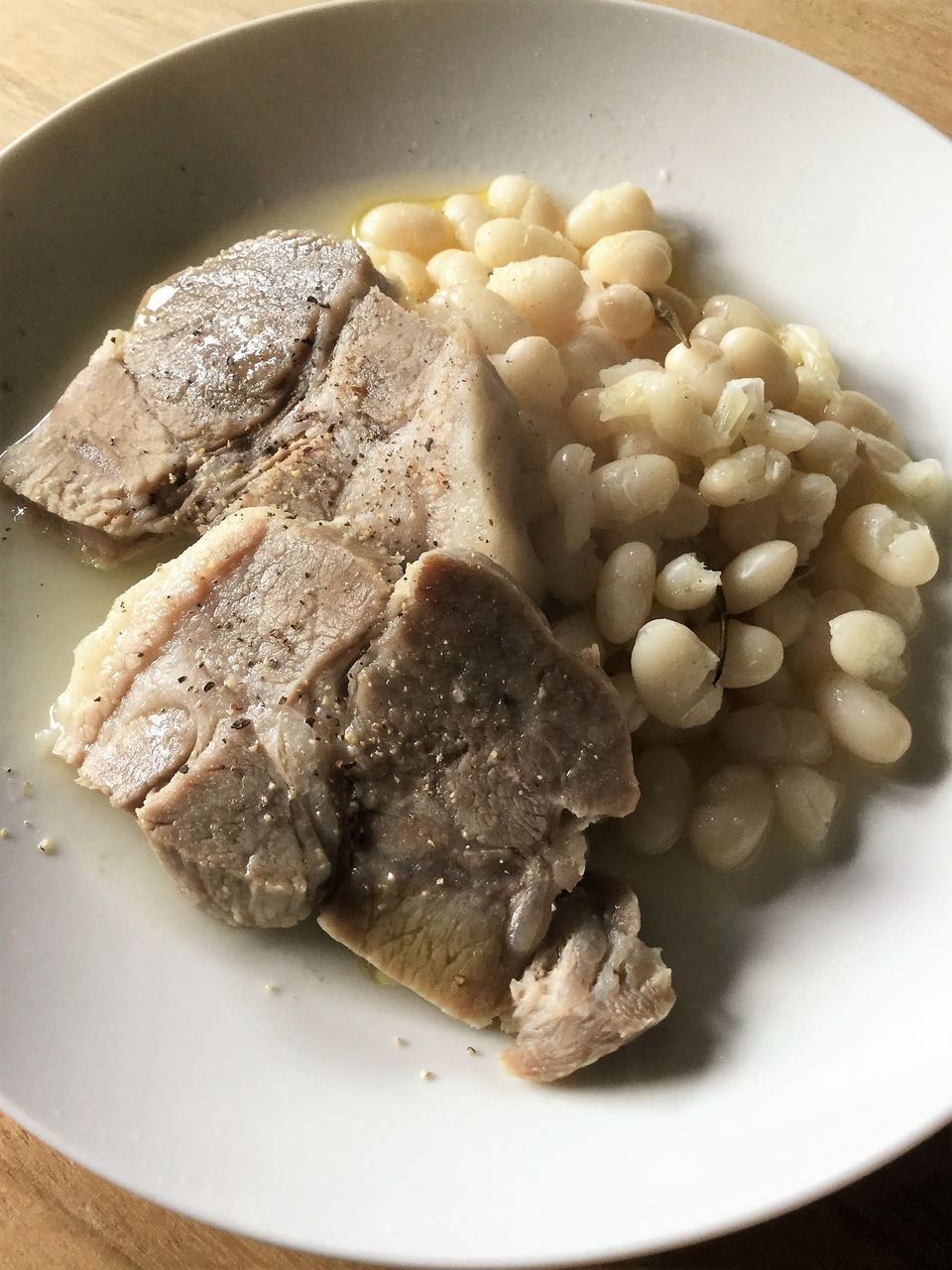 Maiale In Umido Con Fagioli Bianchi 白いんげんと豚肉の煮込み おいしいイタリア Tavola Giappone