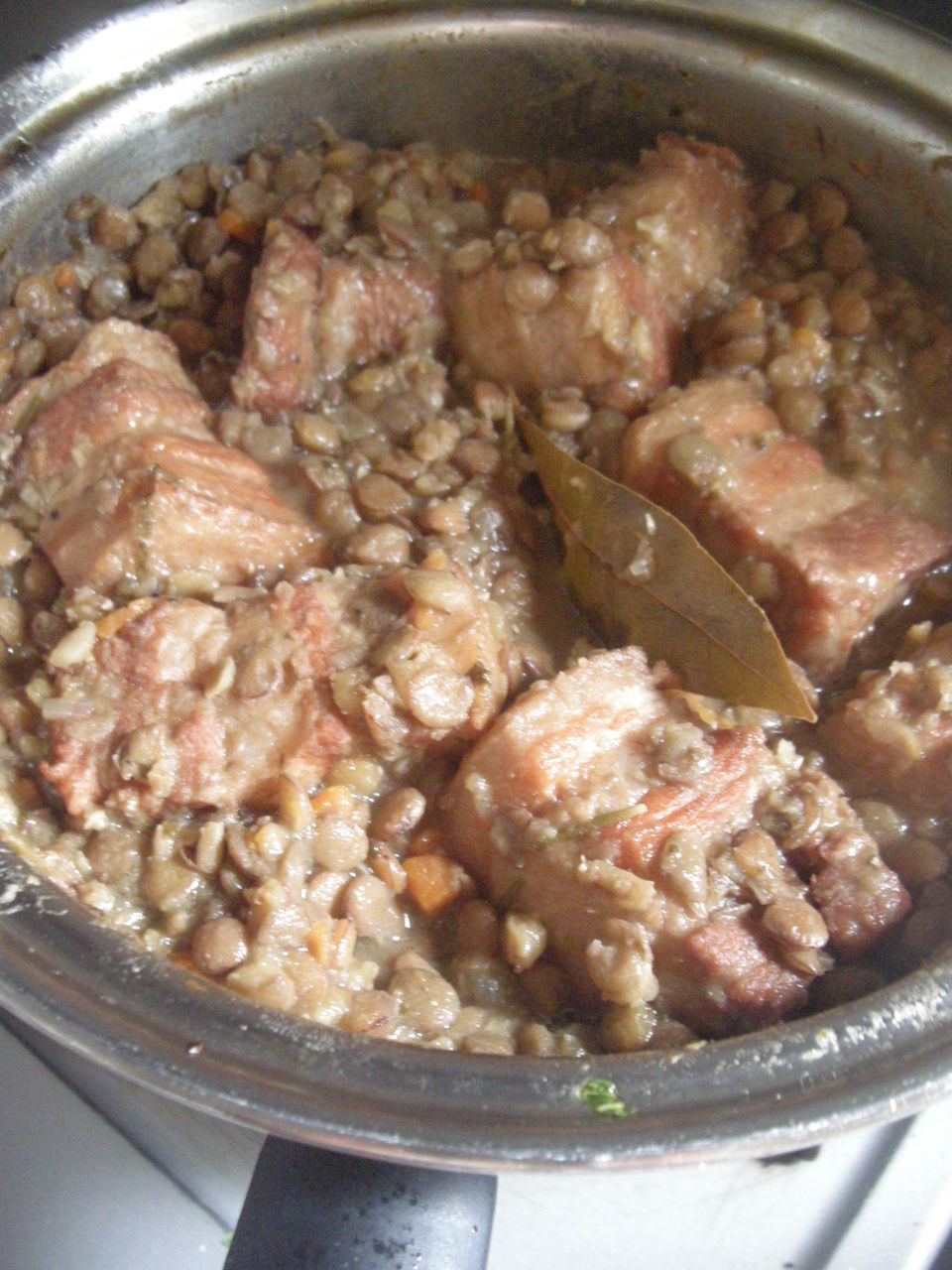 Maiale E Lenticche 豚バラとレンズ豆の煮込み おいしいイタリア Tavola Giappone Maiale E Lenticche 豚バラとレンズ豆の煮込み おいしいイタリア Tavola Giappone