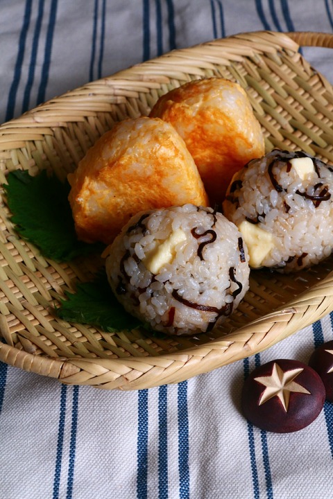 冷めてもおいしいアレンジおにぎり<レシピ>