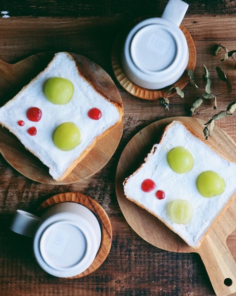 シャインマスカットのトースト