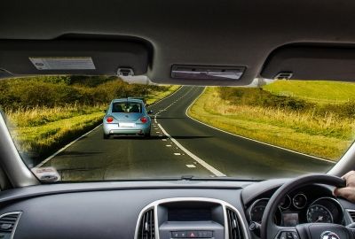 車を運転するのに大事な事って法を順守する事より空気を読む事だよね