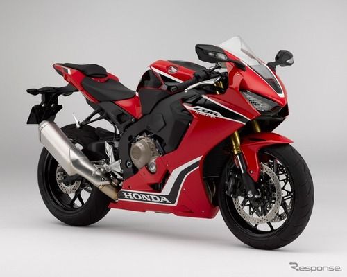 【バイク】ホンダ、大型スーパースポーツ「CBR1000RR」をフルモデルチェンジ…軽量化とマス集中化で戦闘力アップ