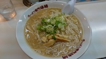 なんて美味しそうなラーメンでしょう　2017初めての北海道ツーリングに行く予定