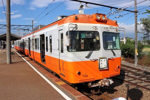 アルピコ交通上高地線3000形 : 乗り物と飯テロの備忘録