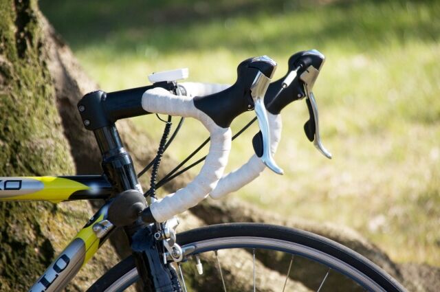 自転車 の メーカー が わからない
