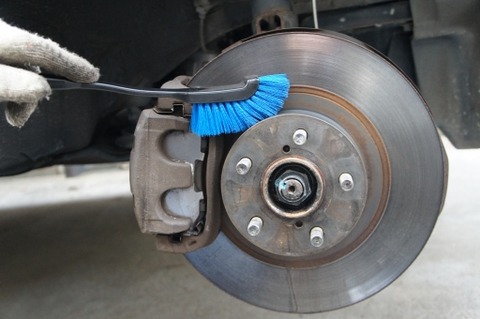 車に詳しい奴ちょっと来てください