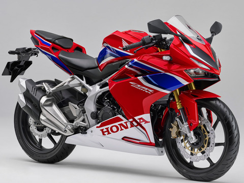2019_HONA_CBR250RR_ABS_Red_Stripe-2