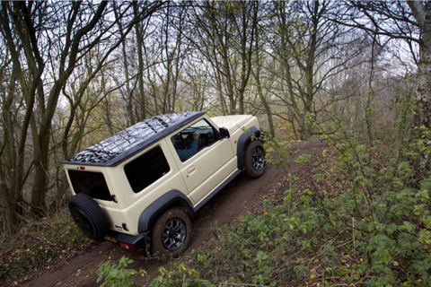 Suzuki-Jimny-4--1-