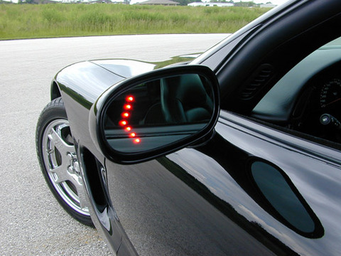 turn-signal-mirror_100389852_m