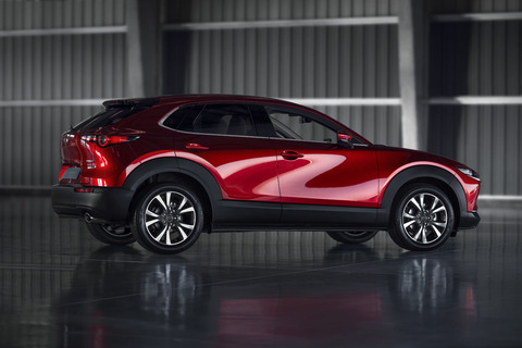 2019_CX-30_010