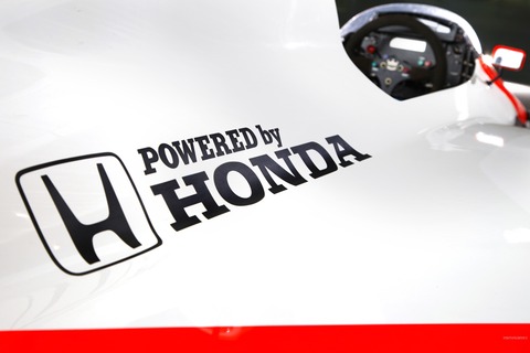 MP4-4-Powered-by-Honda