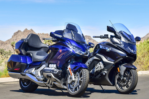 Honda-Gold-Wing-Tour-vs.-BMW-K-1600-GTL-comparo