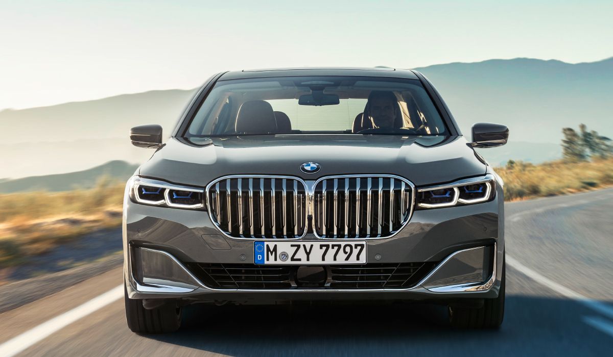 三大ダサい顔の車 Bmw アルファロメオ あとは 乗り物速報