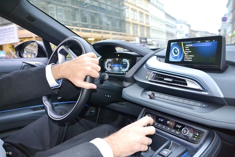 3664864004-bmw-708605_1920-J9P-1920x1280-MM-100
