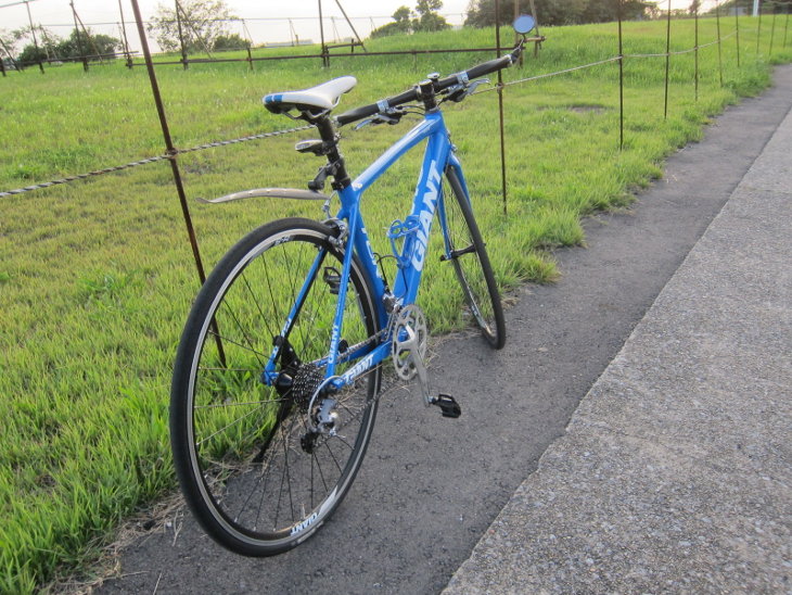 GIANT TCR2 2011 フラットバーロード GIANT TCR2 2011 フラットバーロード