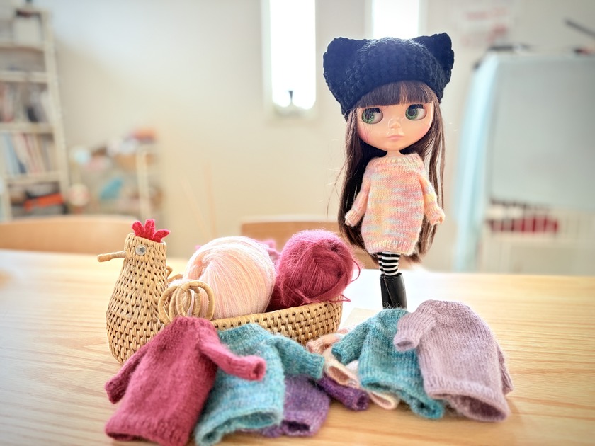 フェリシモ編み物キット】初心者からブライス・リカちゃんのドール服