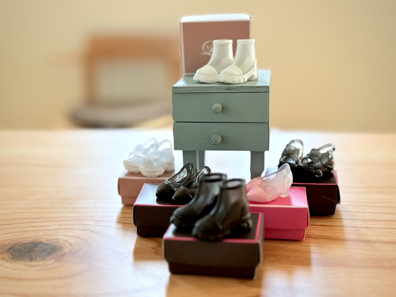 リカちゃん新作ガチャ登場！透け感かわいい♡クリアシューズ