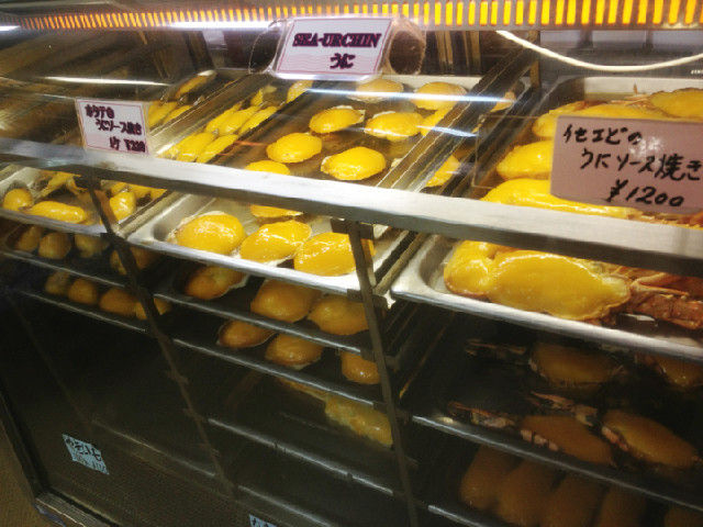 道の駅 おんなの駅なかゆくい市場 のもずく天 恩納村 けつログ