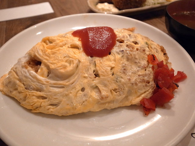 オムライスとカニコロ キッチン カフェ ひらき 覚王山 けつログ オムライスとカニコロ キッチン カフェ ひらき 覚王山 けつログ