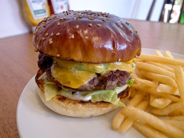 Ace Burger Cafe エースバーガーカフェ 伊勢市 けつログ Ace Burger Cafe エースバーガーカフェ 伊勢市 けつログ