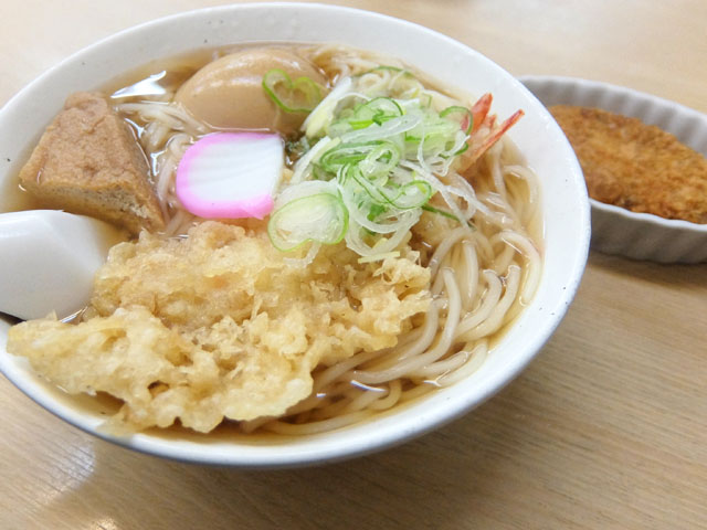 かけむぎ 煮たまご えび天 うどんのいなや自由ヶ丘店 自由ヶ丘 けつログ