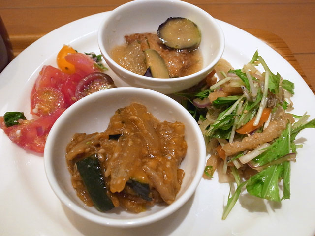 選べるデリ4品セット Cafe And Meal Muji 名古屋駅 けつログ