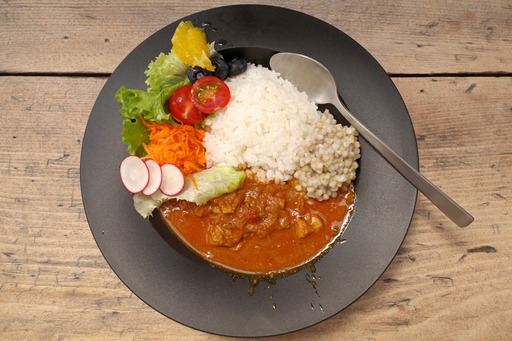 からだにやさしい薬膳カレー／しあわせ かき氷店（あま市甚目寺）