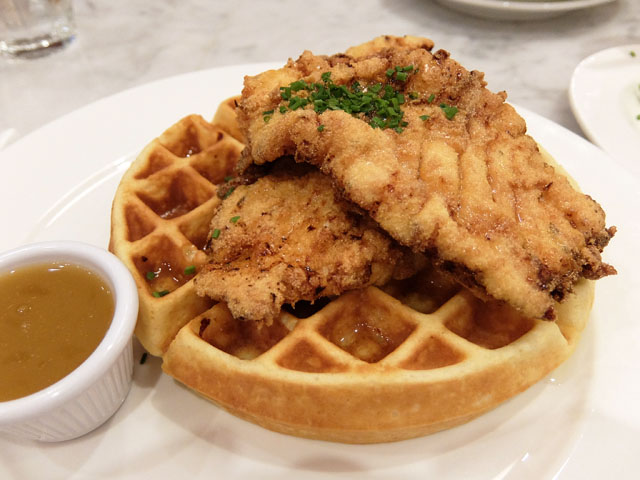 フライドチキン ワッフル クリントンストリートベイキングカンパニー名古屋 名古屋駅 けつログ フライドチキン ワッフル クリントンストリートベイキングカンパニー名古屋 名古屋駅 けつログ