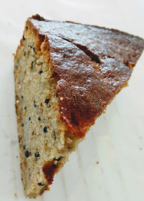 バナナカルダモンブレッド