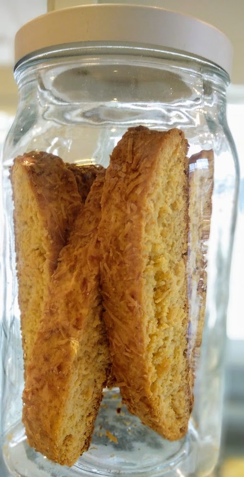 ココナッツビスコッティジャー