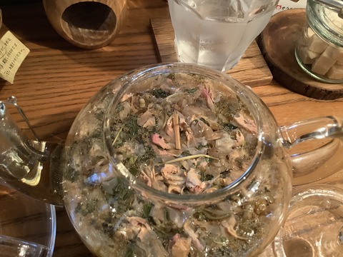 B7012349-404B-49EC-AFFF-BA8EB3976F8D