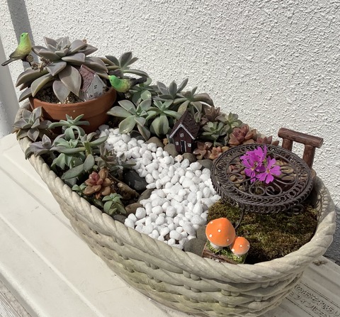 79A543B7-70AD-44EC-B980-3FE96DBB0BAB