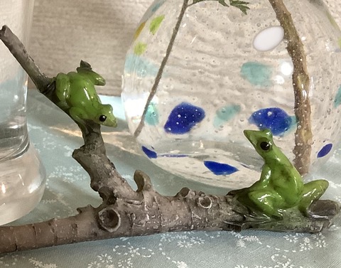 E5DA3AAF-4C23-47A5-83AA-31D4AF676812