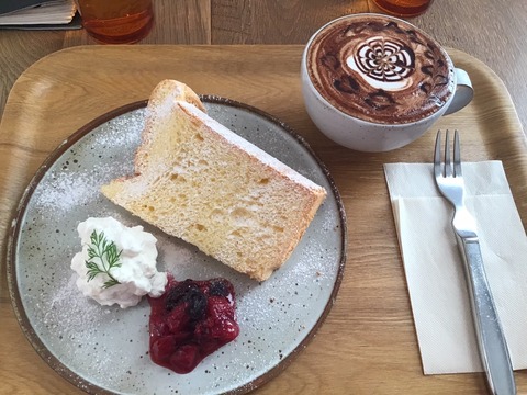 BDF09F4A-43D4-4F8D-85B6-572203949E20