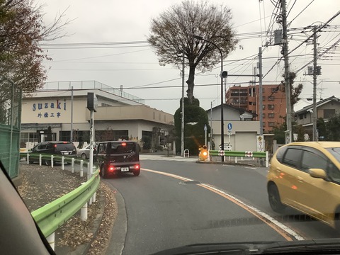 3AB20E69-6809-42B4-9AF1-93B440603215