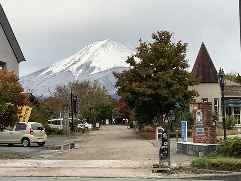 792A5D21-EB1E-44B5-B83A-6EF2D5B5F2F9