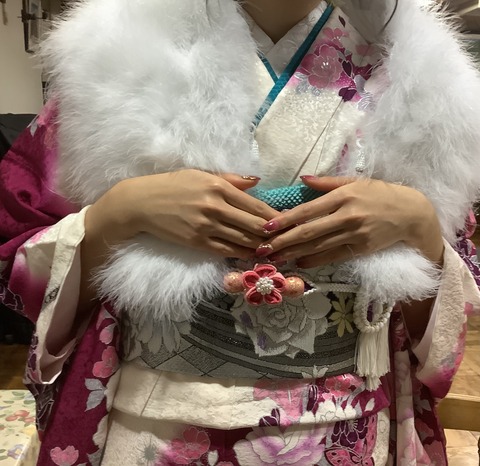 9C2B0637-404A-429D-B036-3385E5E32780