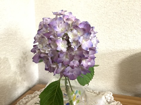 CAB8C608-6B5C-47A3-8898-CE0BBB89C100