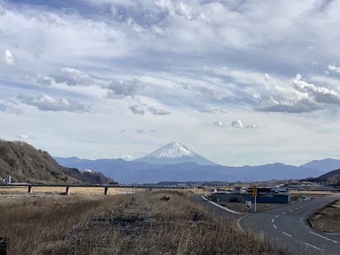 D12B6500-6BBE-485A-8231-F0D1984A4B07