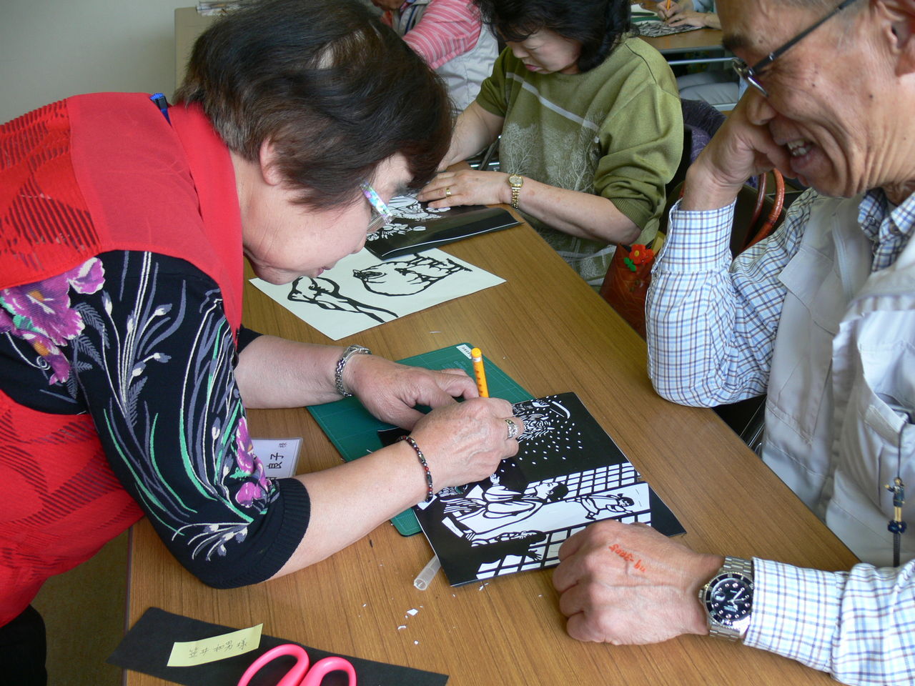 市民学校 初めての切り絵講座 が閉講しました 能代市文化会館 中央公民館 青少年ホーム 婦人の家のブログ