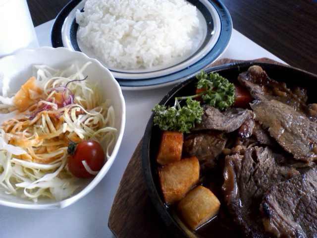 シャトー赤坂さんの出前です 能代でらっと情報