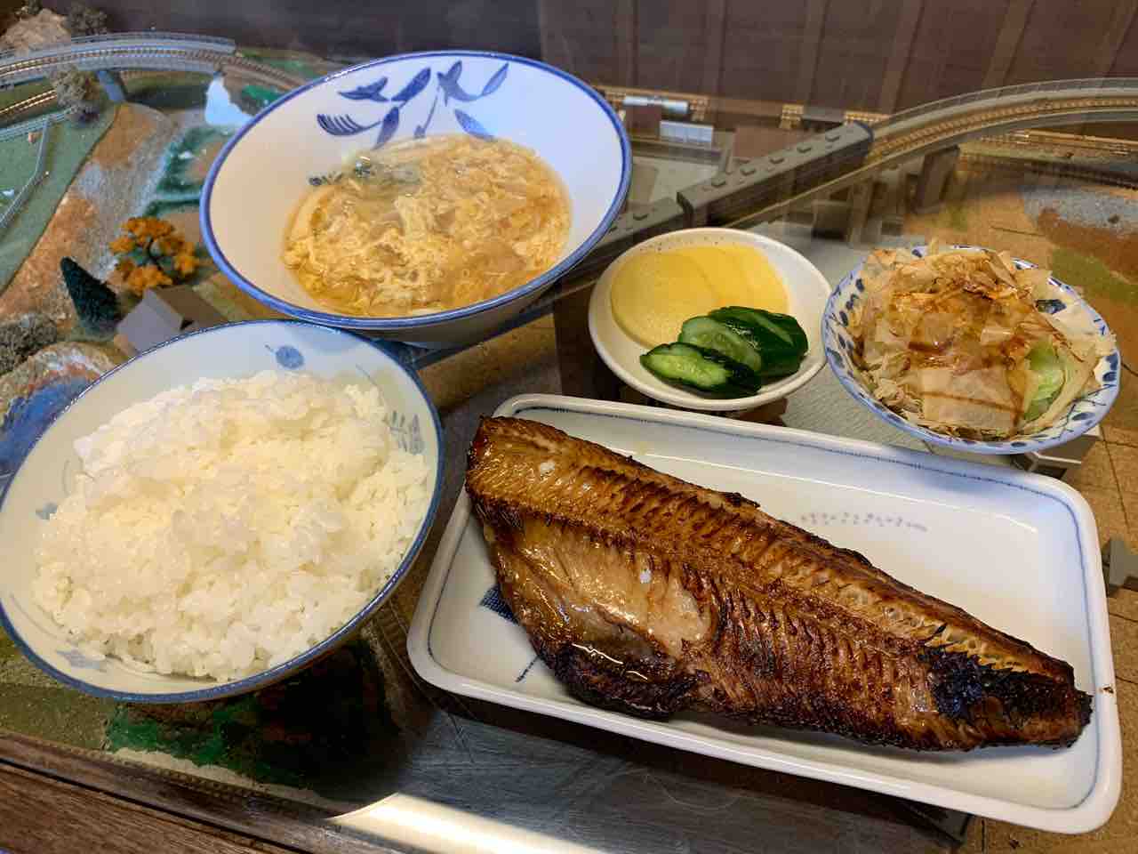 本日の ランチ は まるは の ホッケ定食 でした 秋田県 能代市 上町 サンピノ Nゲージ 模型 能代まちなかブログ