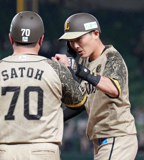 ８ ２ 対オリックス１６回戦 外崎 源田の二遊間コンビが活躍 好リリーフの佐々木が勝利投手に エブリデーライオンズ