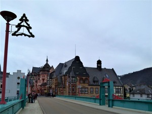 P_20191201_121246_1600