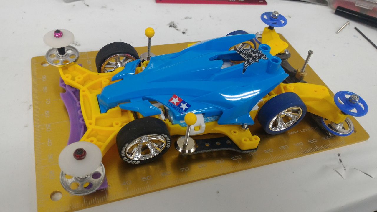 ミニ四駆 ナイトチャレンジレブリミット17 8月編 孤独のホビー