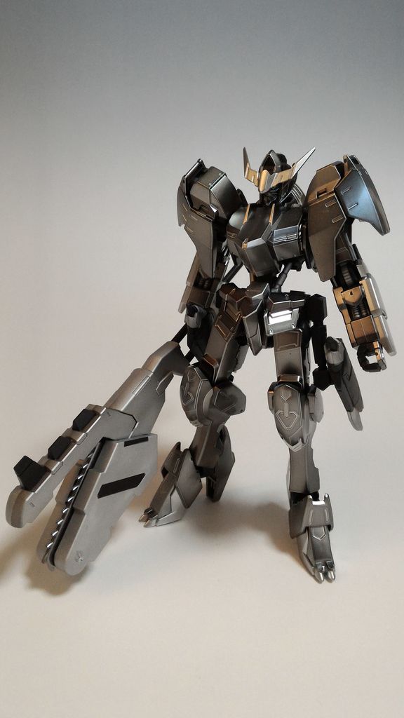 HG 1/144 ガンダムバルバトスルプス[アイアンブラッド